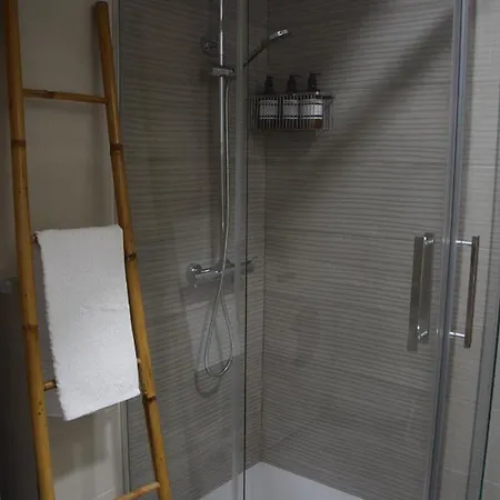 Casa En Chapela, Con Vistas A La Ria De Ferienhaus *