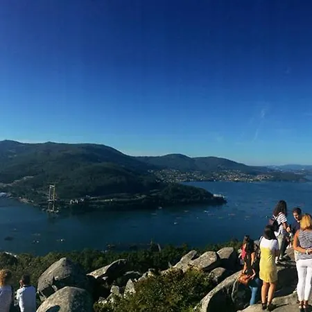 Casa En Chapela, Con Vistas A La Ría De