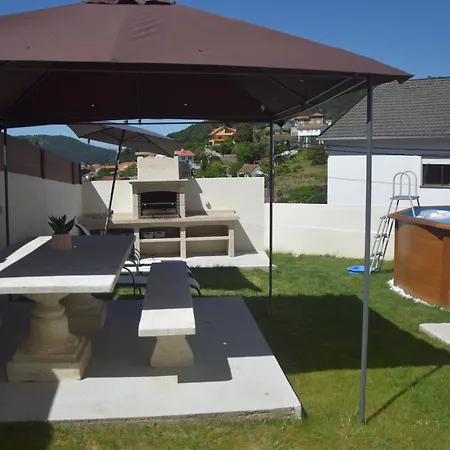 Сasa de vacaciones Casa En Chapela, Con Vistas A La Ria De *