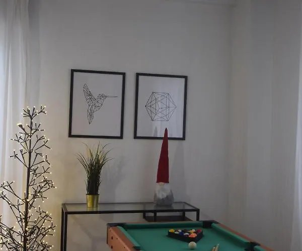 Casa En Chapela, Con Vistas A La Ria De